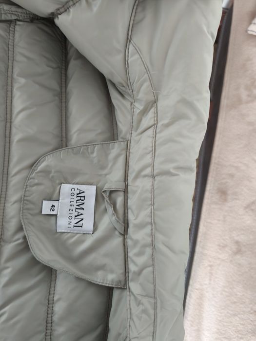 Пальто тепле Армані , вигляд ідеальний після хімчистки розмір 42