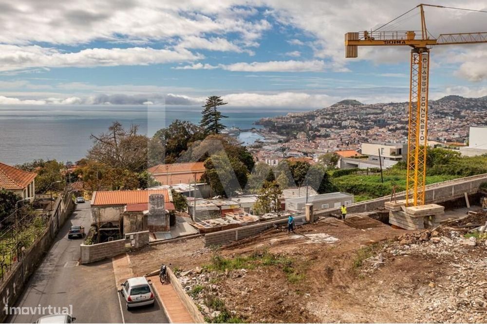 Lote de 520m2 - Quinta do Faial (Sta. Maria Maior) - Funchal