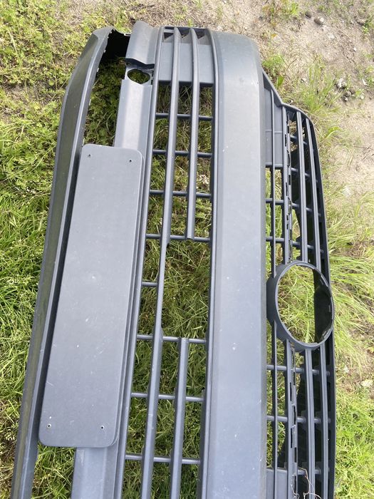 Zderzak przód VW Transporter lift T6