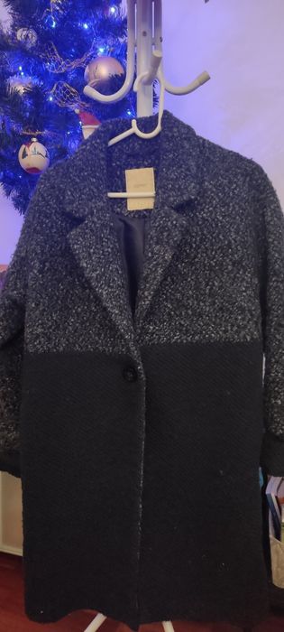 Wełniany płaszczyk Esprit