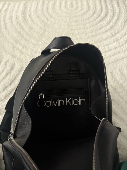 Шкіряний рюкзак Calvin Klein