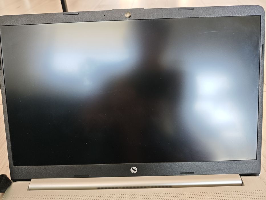Laptop HP 15seq2404nw