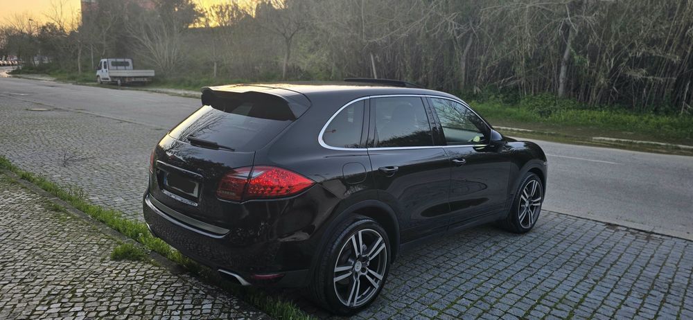 Porsche Cayenne ll S hybrid super preço