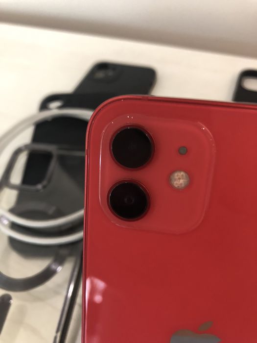 iPhone 12 128gb Red, Neverlock, 6 чохлів в подарунок