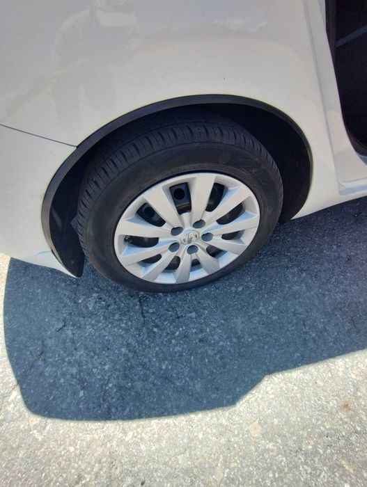 Продам Nissan Leaf 2014.