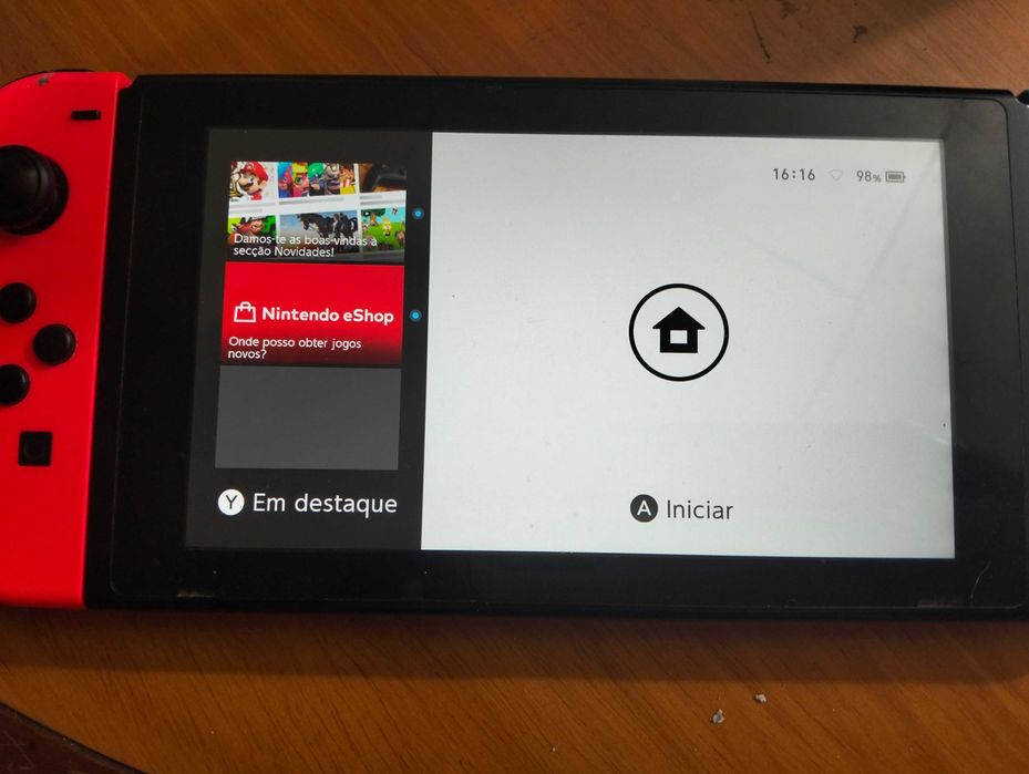 Nintendo Switch V1 Desbloqueada vendo ou troco aceito propostas