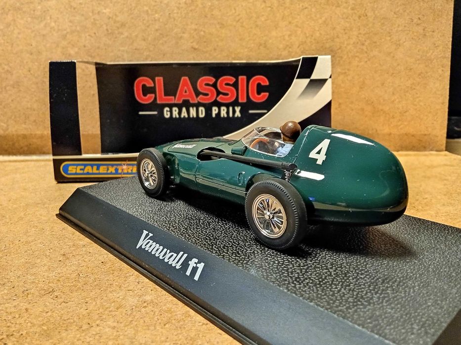 SlotCar 1/32 Scalextric Classic "Vanwall F1 1958"