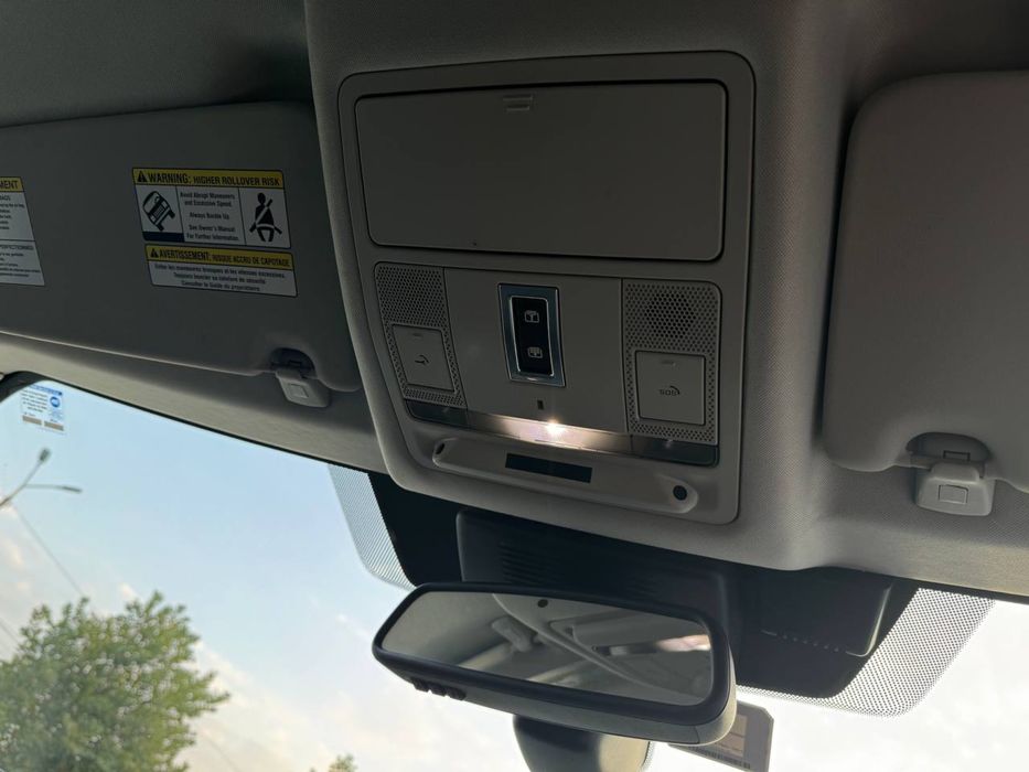 Ленд ровер дискавери спорт