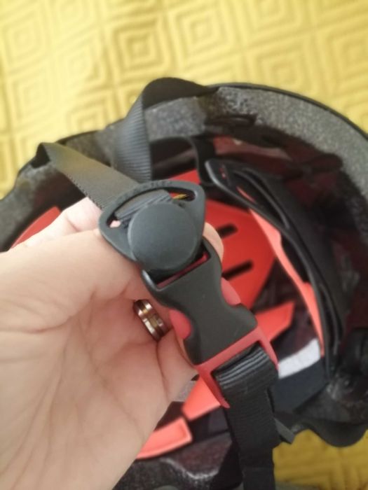 Capacete reforçado da BTWN