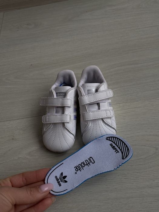 Пінетки Adidas для малюка, оригінал, розмір 20