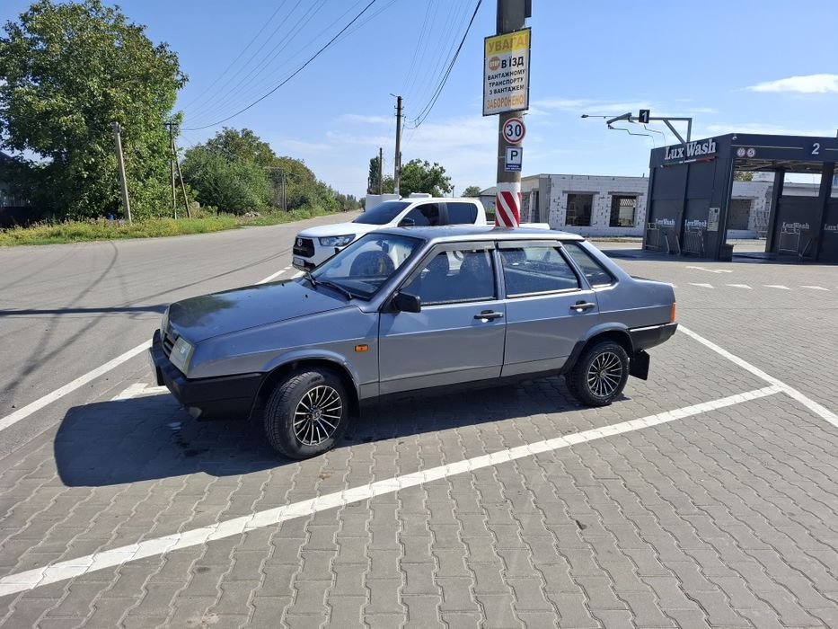 Ваз 21099, газ- бензин.
