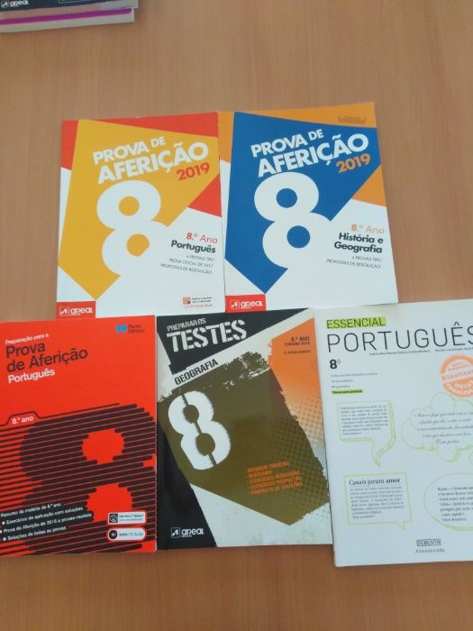 Livros de Apoio Escolar 8º ano