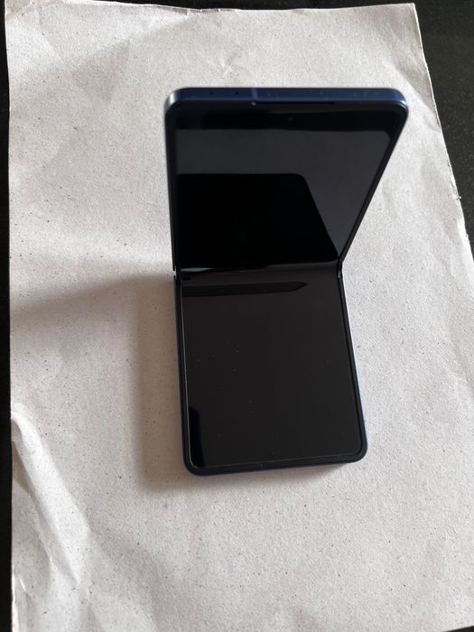 Samsung Galaxy Z Flip7
