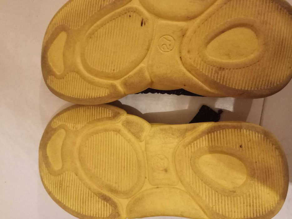 Ботиночки на девочку утепленные K. K. Bear р. 30 и слипоны  р. 27