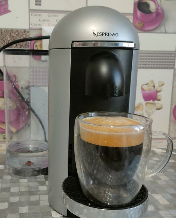 Капсульная кофеварка Nespresso Vertuo