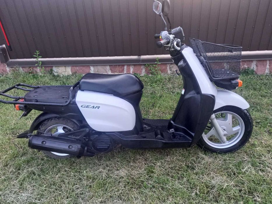 Мопед (скутер) YAMAHA