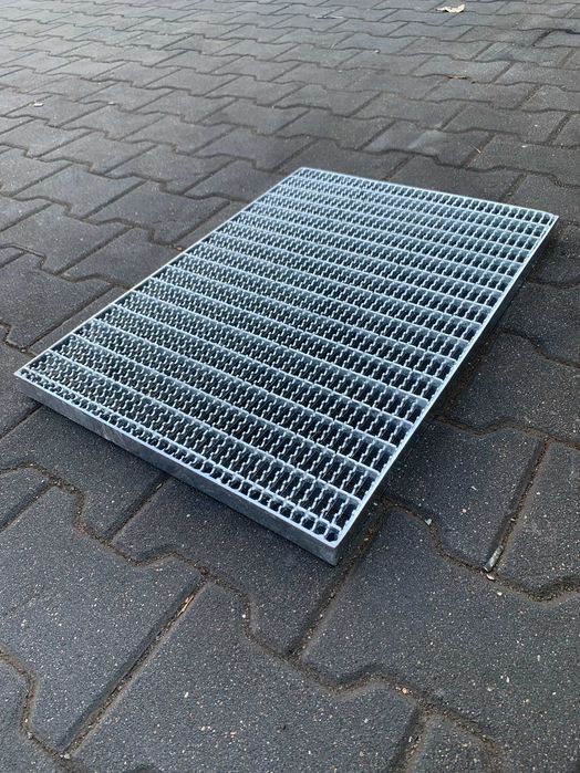Krata serrated 34x38 30x2 1000x1000