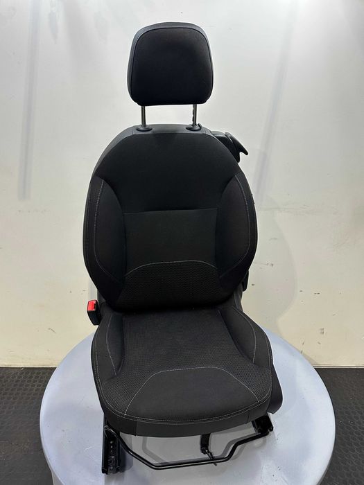 Banco frontal esquerdo Citroen DS3 1.6HDI (2015)