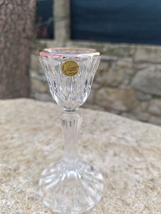 Castiçais de cristal lapidado