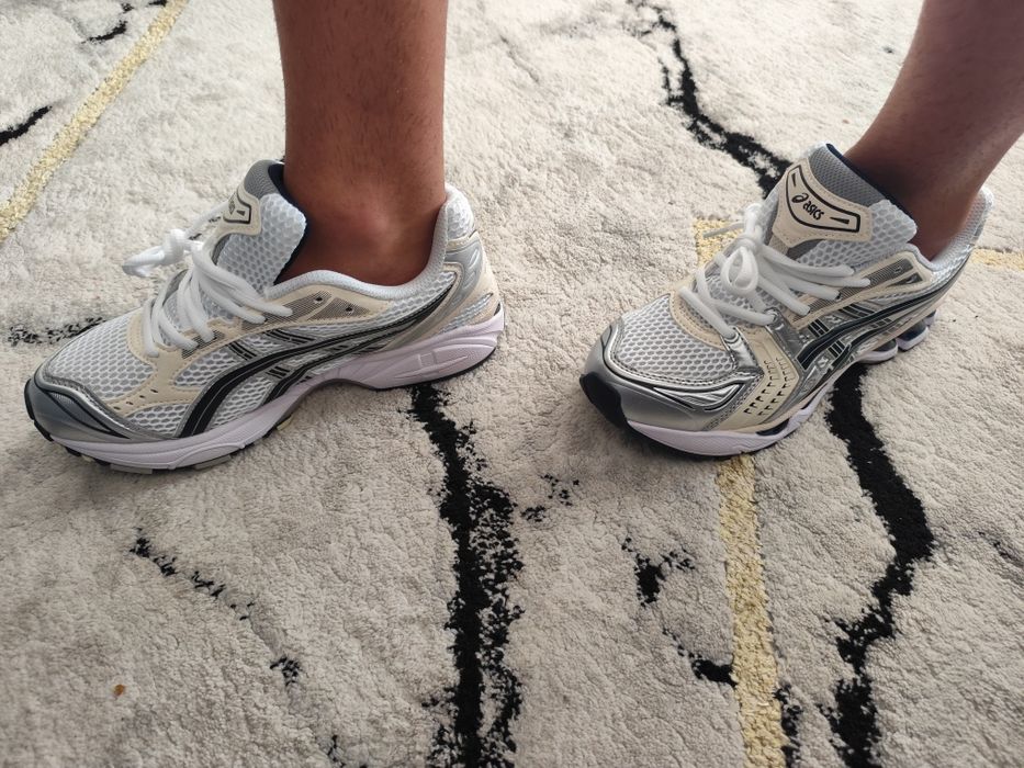 Tênis ASICS Kayano 14