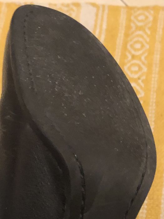 Botins pretos, de pele Levis, 38