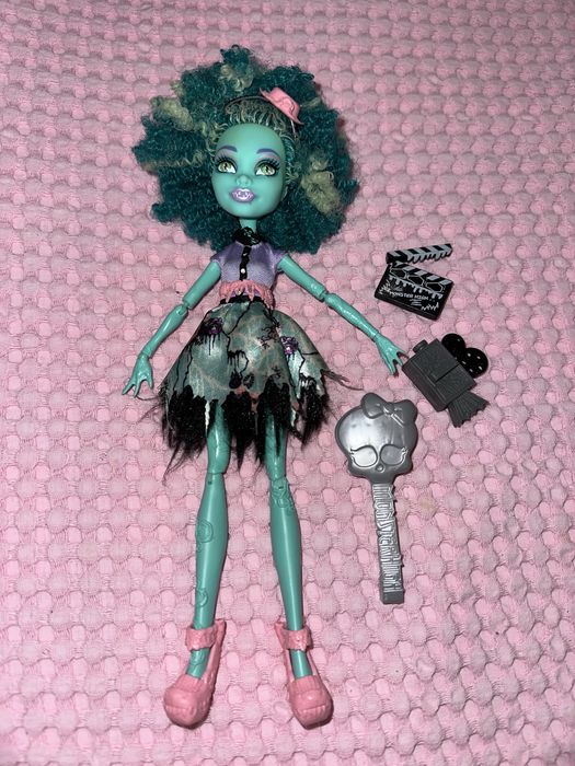 Кукла monster high Хани Свамп