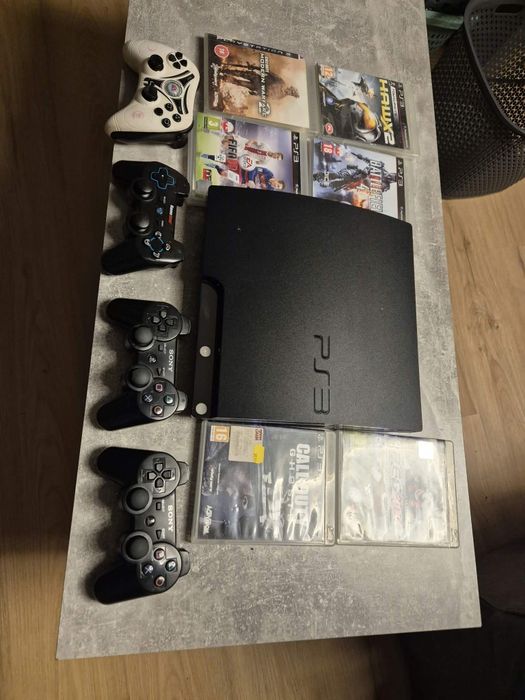 Ps3 slim ładny stan