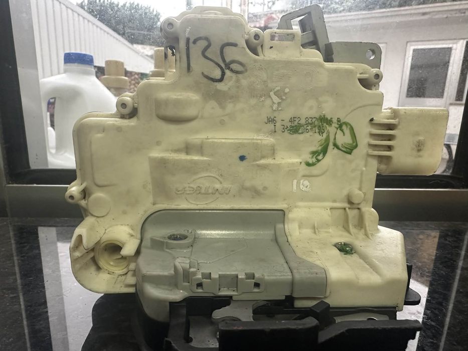 3x fechos portas Audi A6 4F