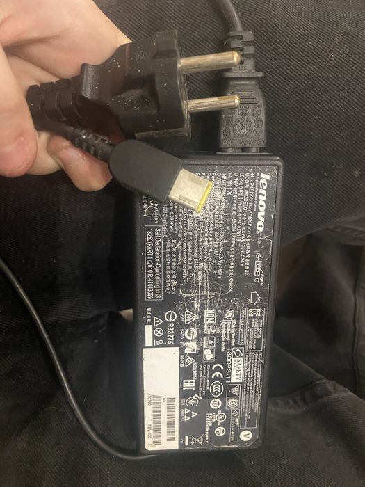 różne rzeczy do laptopa lenovo