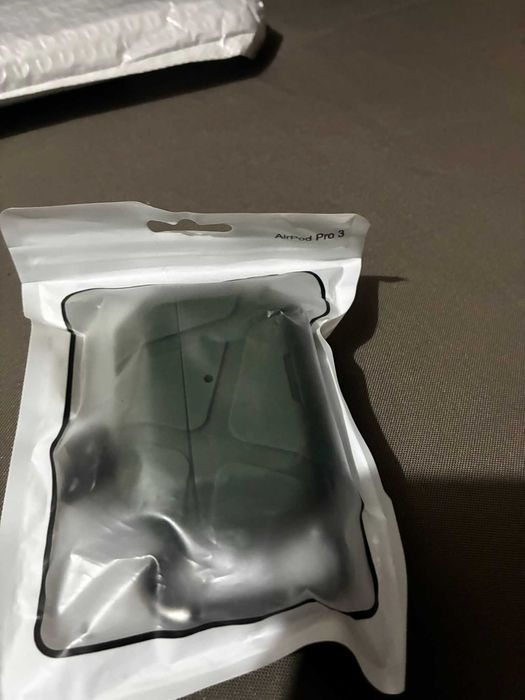 Capa Airpods verde militar