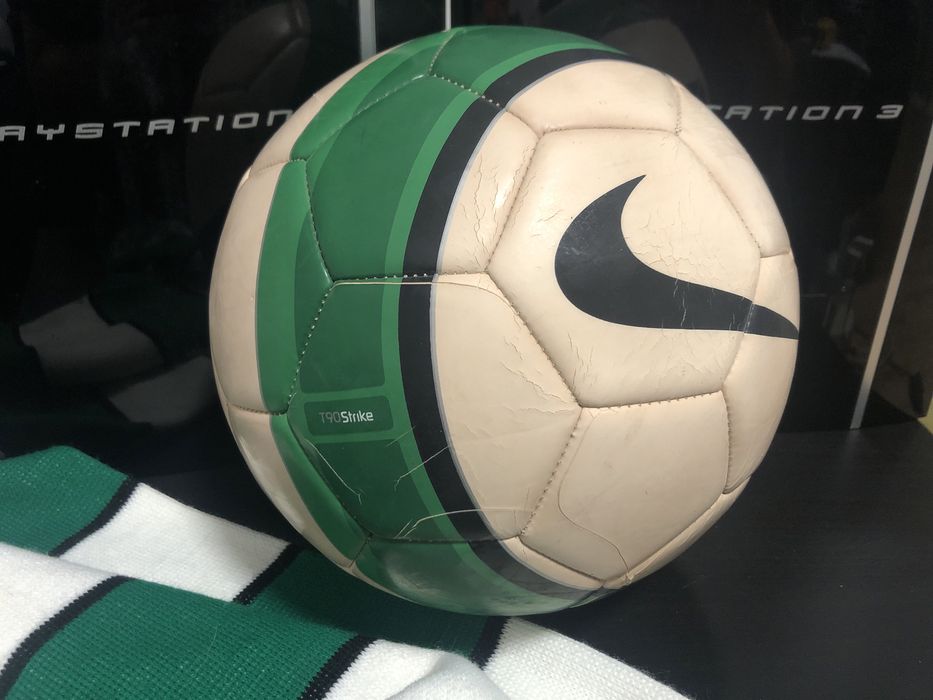 Oryginalny szalik Celtic Glasgow The Bhoys i piłka Nike Total 90