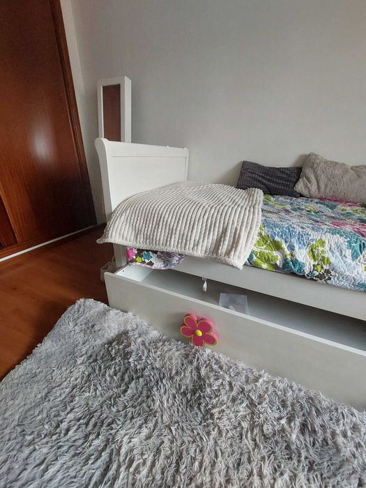 Cama com colchão