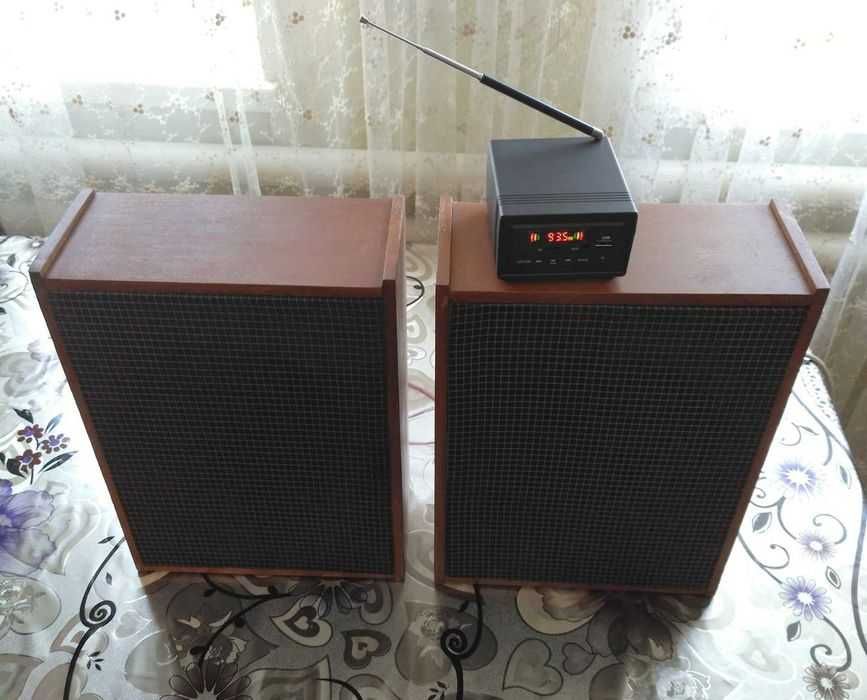 Мр3 стерео модуль з блютуз та підсилювач 2х3 Вт в корпусі, і 2 колонки