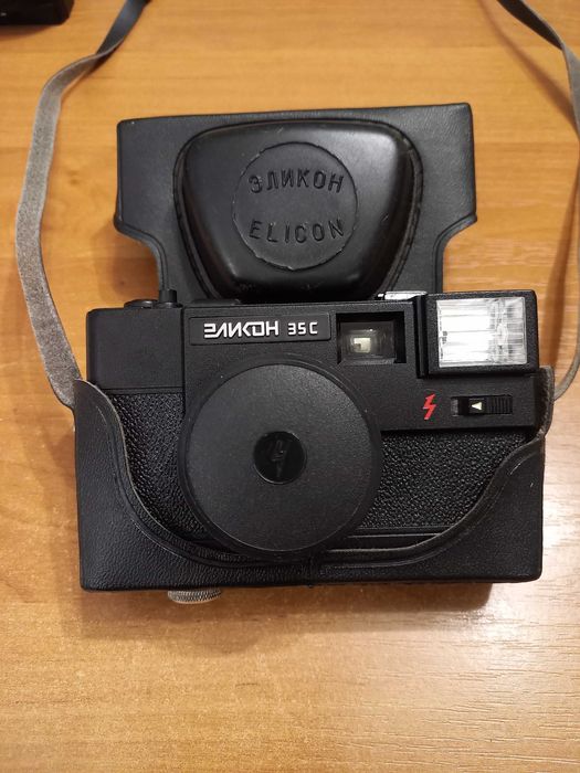 Sprzedam stare aparaty plus lampy