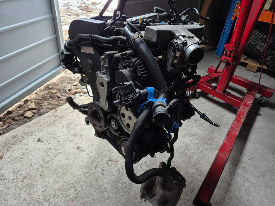 Silnik 1.8 Turbo BFB kompletny turbo k04 hybryda