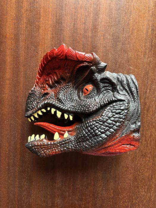 Cabeça de dinossauro para festa temática