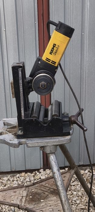 Urządzenie do cięcia rur Rems Cento