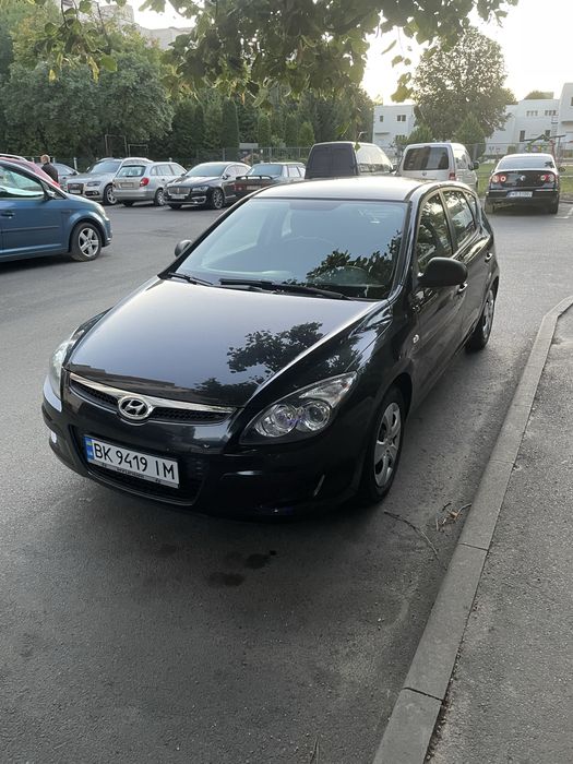 Продам Хюндай і30 2009р 1,4 бензин
