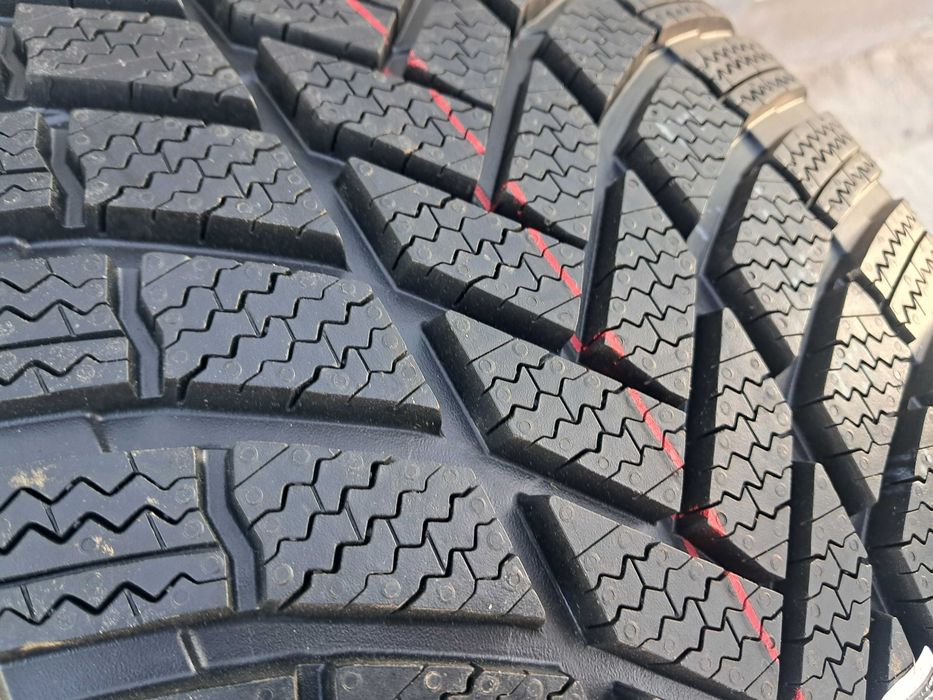Резина зима НОВА Bridgestone 275/35 R20 Blizzak LM005