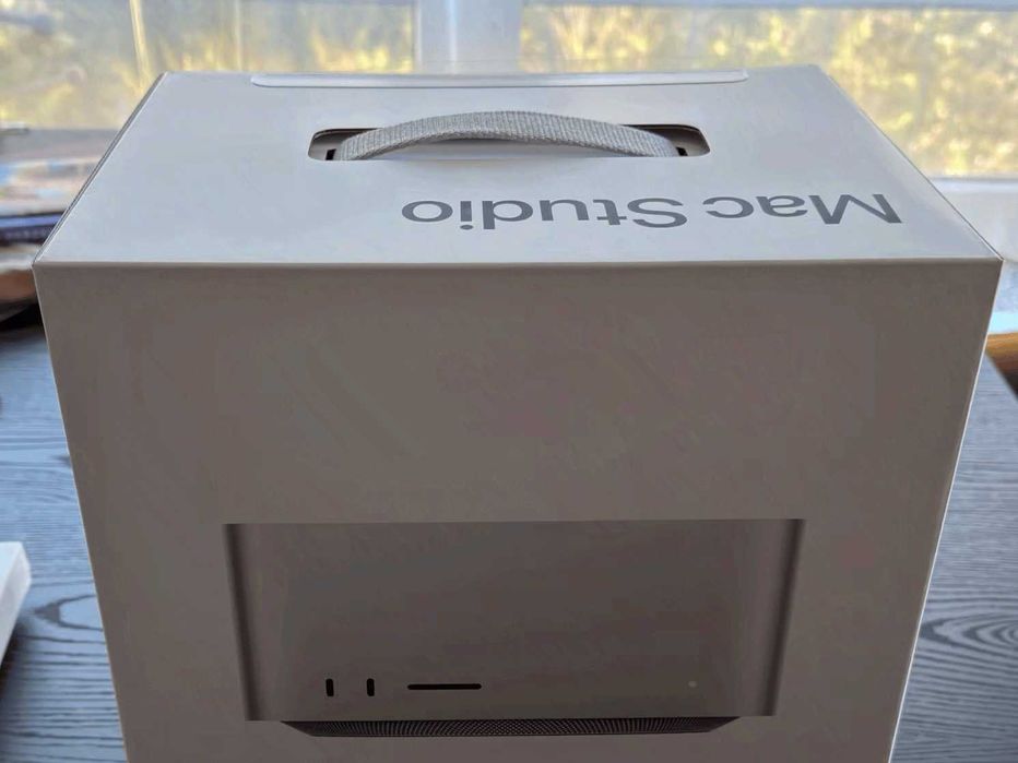 Apple Mac Studio M2 Max 12C CPU 38C GPU, 32 GB RAM 512 GB SSD - zadbany, gwarancja