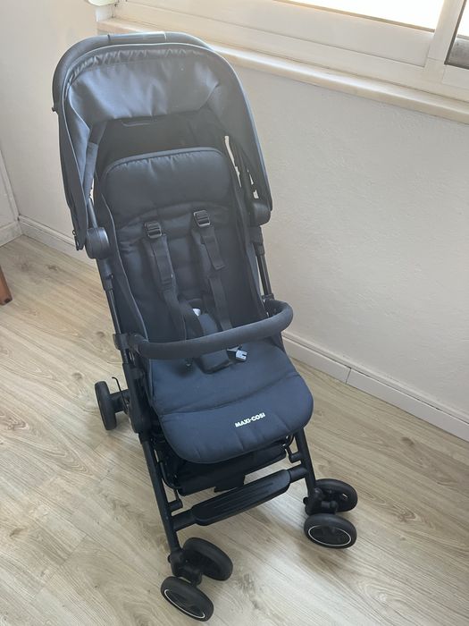 Carrinho de passeio MAXICOSI lara2