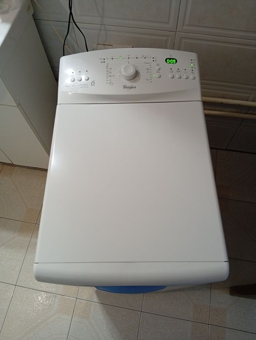 Стиральная пральна машинка Whirlpool 6кг