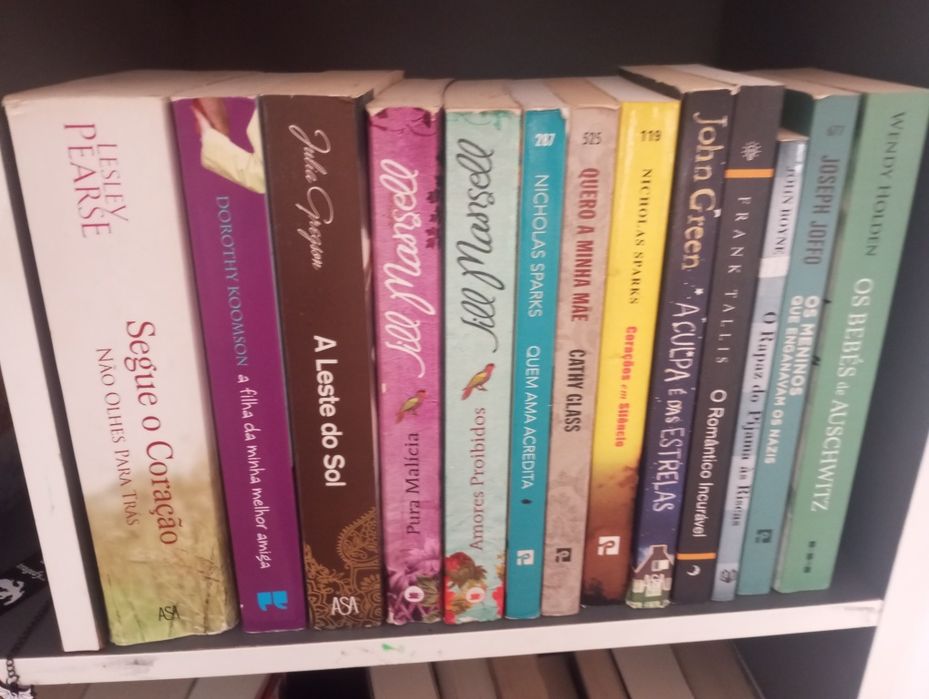 Livros Variados, romance e fantasia