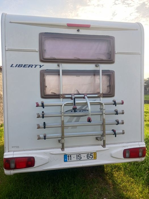 Autocaravana LMC Liberty  com 81000km
