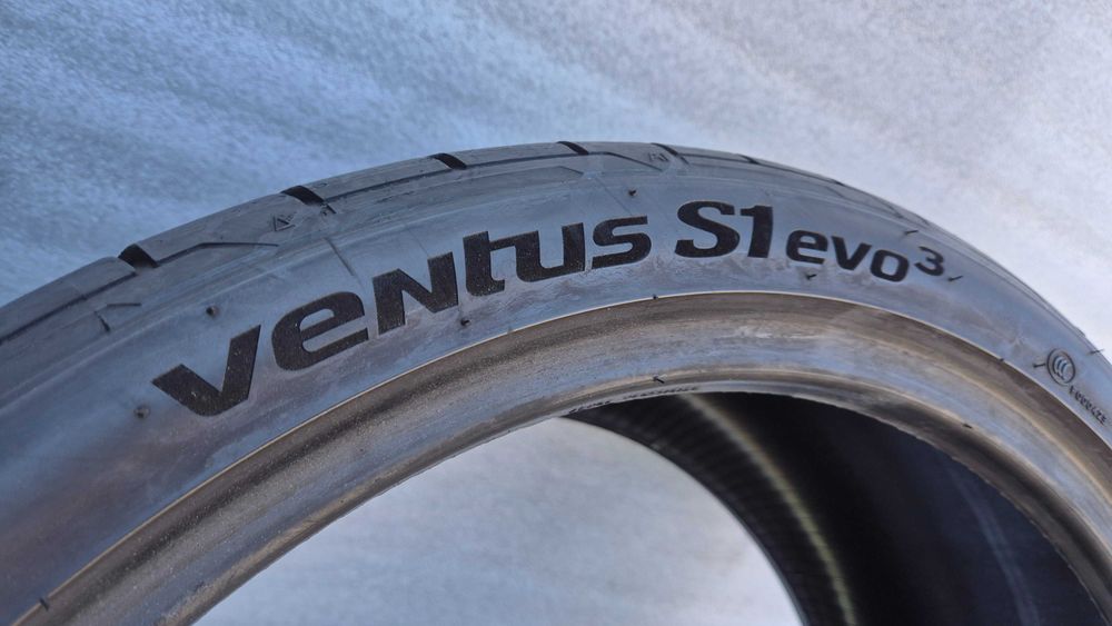 Opony Letnie 235/35/19 Hankook 4szt 2021r 6,5mm