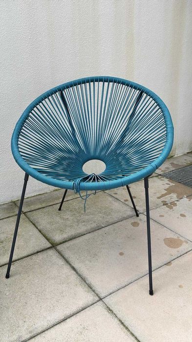 Cadeira de rattan azul mikonos Acapulco