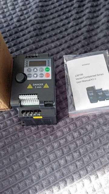 Частотний перетворювач 2,2 кВт 220-380 / 380-380В