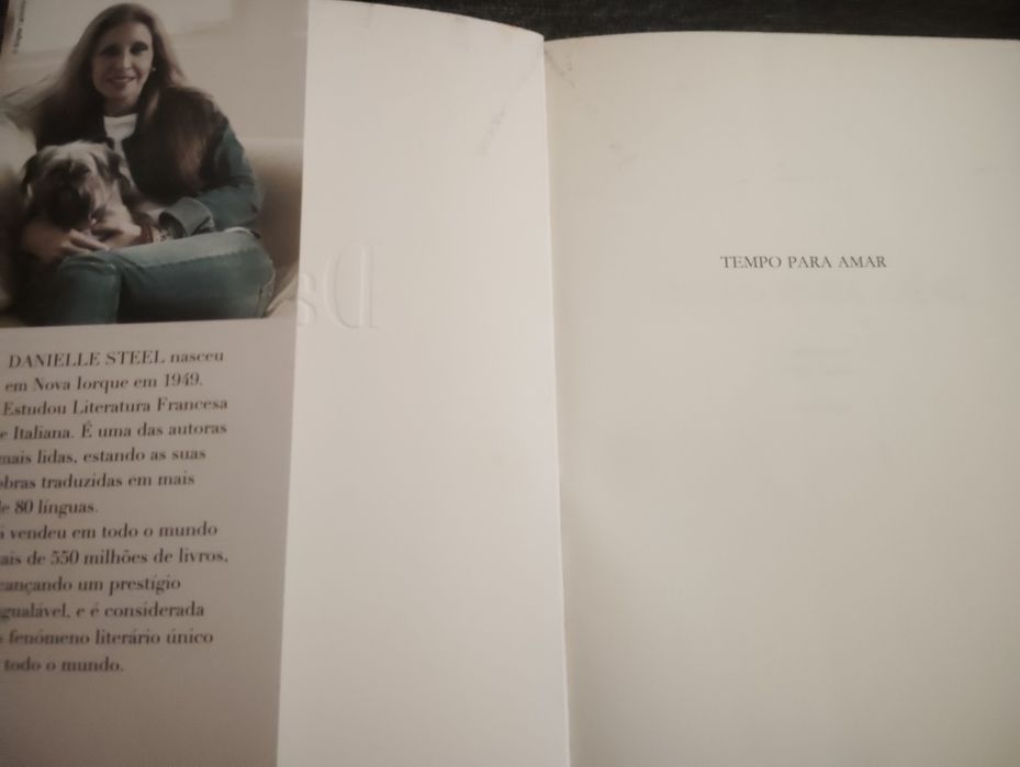 Livro de Romance da Escritora Danielle Steel  Tempo para Amar Usado