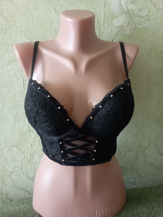 Бюстгальтер ліф .