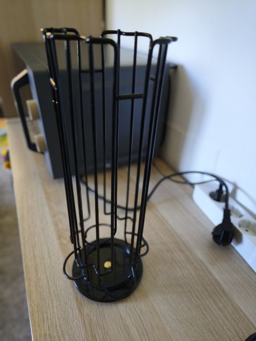 Suporte para Cápsulas de Café – Design Moderno (Como Novo)